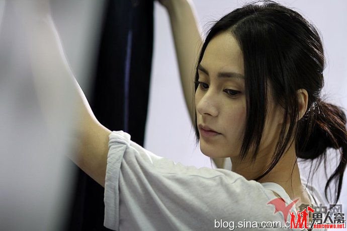 李宇春男友煤老板？ 盘点争嫁豪门的女星 