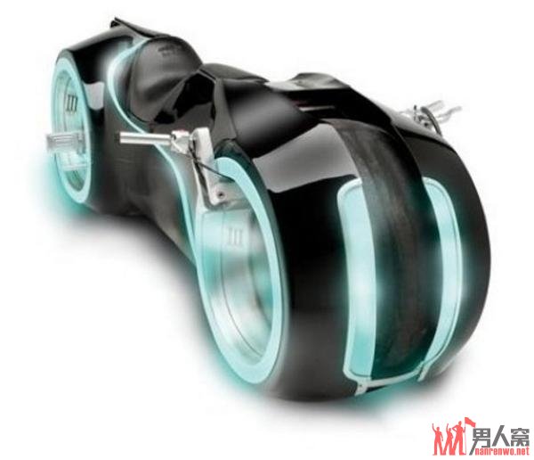 轻量化超炫摩托，价格5万美元。