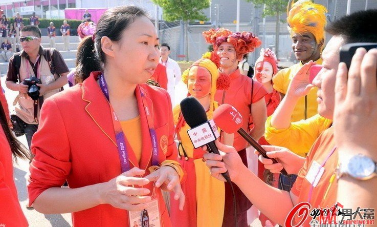 伦敦奥运会：中国代表团举行升旗仪式